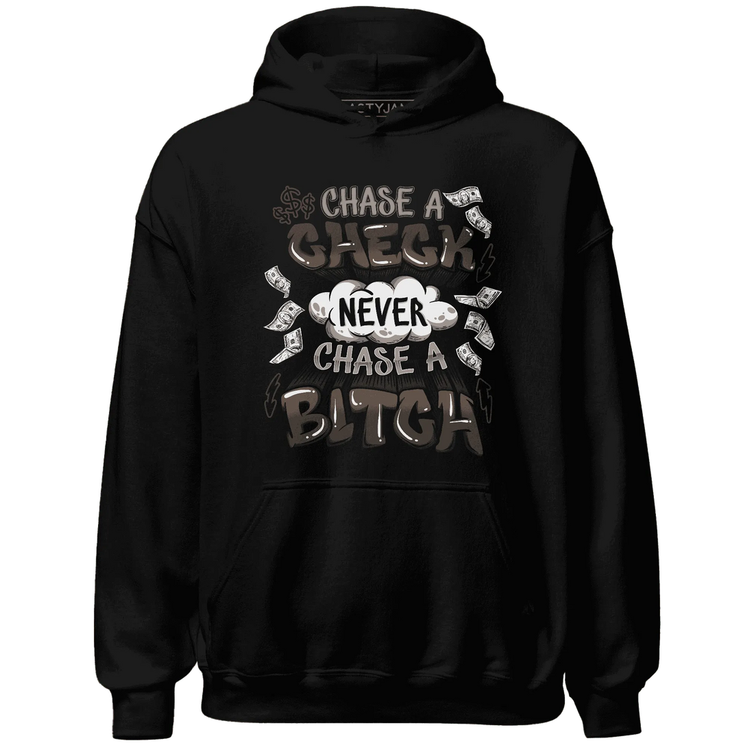 Dunk-Low-Baroque-Brown-Hoodie-Match-Chase-A-Check