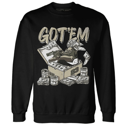 AM-1-Essential-Premium-NastyJamz-Sweatshirt-Match-Dollar-Sneaker-Box