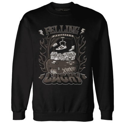 Dunk-Low-Baroque-Brown-Sweatshirt-Match-Feeling-Lucky
