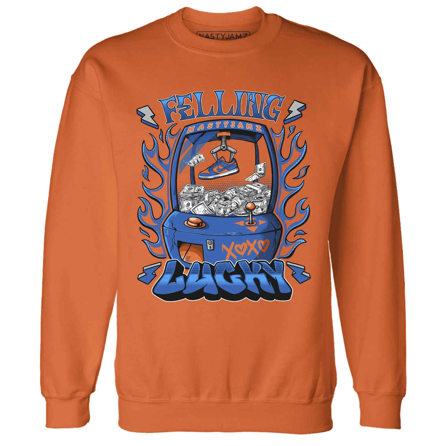 Dunk-Low-Knicks-Sweatshirt-Match-Feeling-Lucky