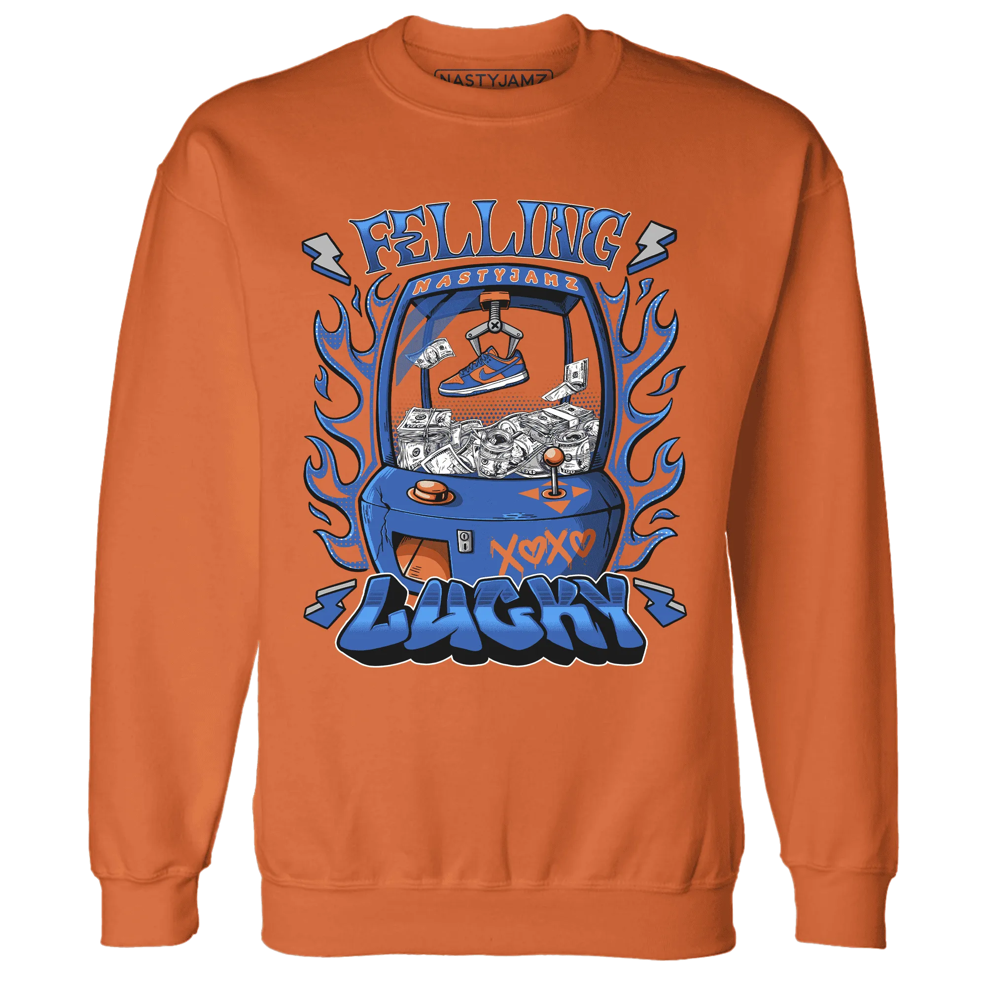 Dunk-Low-Knicks-Sweatshirt-Match-Feeling-Lucky