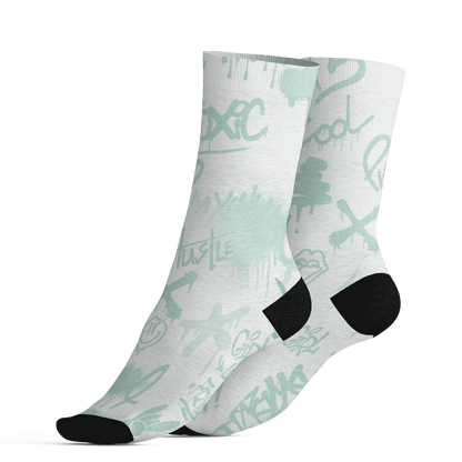 AF-1-Low-Jade-Ice-White-Socks-Match-Graffiti-King-3D-Doodle-Style