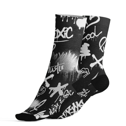 White-Thunder-4s-Socks-Match-Graffiti-King-3D-Doodle-Style
