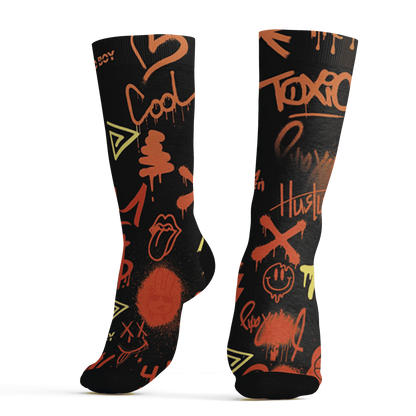 VaporMax-Crimson-Total-Orange-Plus-Socks-Match-Graffiti-King-3D-Doodle-Style