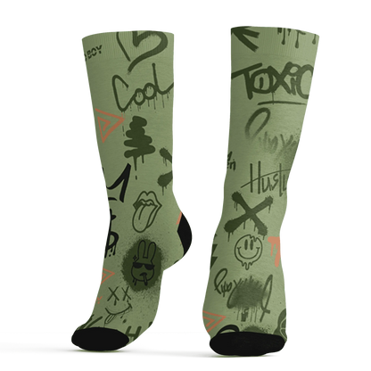 VaporMax-Plus-Alligator-Socks-Match-Graffiti-King-3D-Doodle-Style