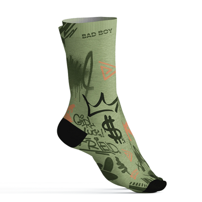VaporMax-Plus-Alligator-Socks-Match-Graffiti-King-3D-Doodle-Style