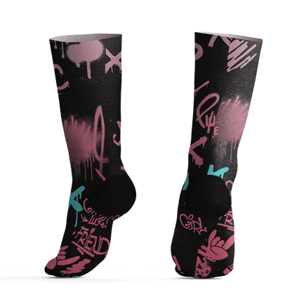 VaporMax-Plus-South-Beach-Socks-Match-Graffiti-King-3D-Doodle-Style