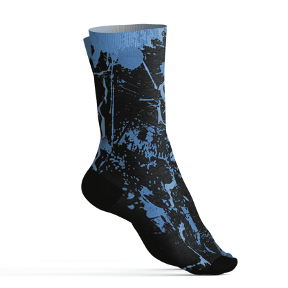 AM-Plus-Black-Univercitii-Blue-Socks-Match-Hustle-Move-In-Silence-3D