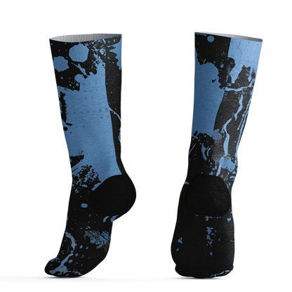 AM-Plus-Black-Univercitii-Blue-Socks-Match-Hustle-Move-In-Silence-3D