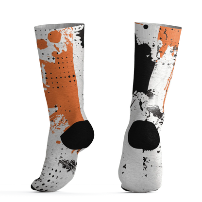 AM-TW-White-Orange-Socks-Match-Hustle-Move-In-Silence-3D