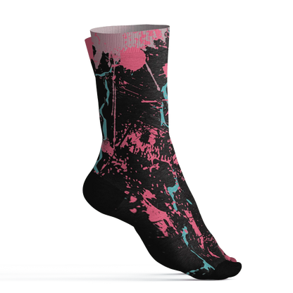 VaporMax-Plus-South-Beach-Socks-Match-Hustle-Move-In-Silence-3D