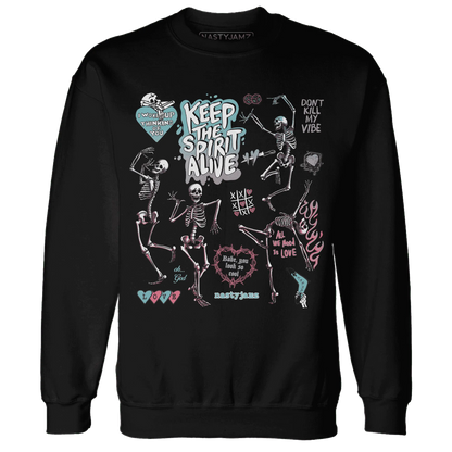 VaporMax-Plus-South-Beach-Sweatshirt-Match-Keep-The-Spirit-Alive