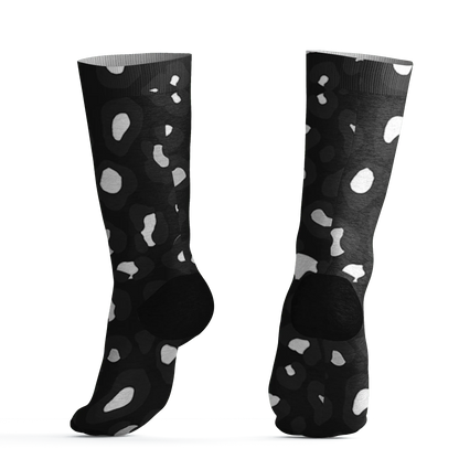 White-Thunder-4s-Socks-Match-Leopard-Pattern-3D