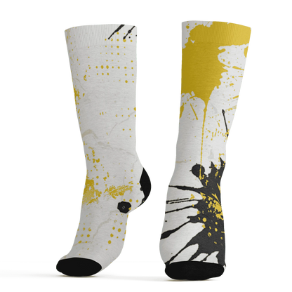 Vivid-Sulfur-4s-Socks-Match-MO-sneaker-3D