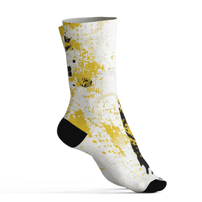 Vivid-Sulfur-4s-Socks-Match-MO-sneaker-3D