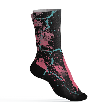 VaporMax-Plus-South-Beach-Socks-Match-MO-sneaker-3D