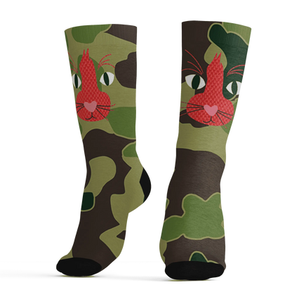 AM-90-Dark-Sage-Solar-Red-NastyJamz-Socks-Match-Meow-3D