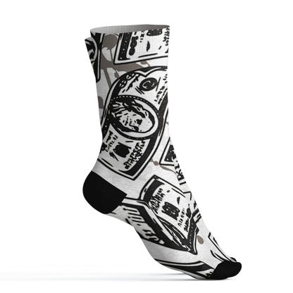 Low-Mocha-1s-Socks-Match-Money-Motive-BER-3D
