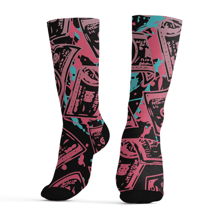 VaporMax-Plus-South-Beach-Socks-Match-Money-Motive-BER-3D
