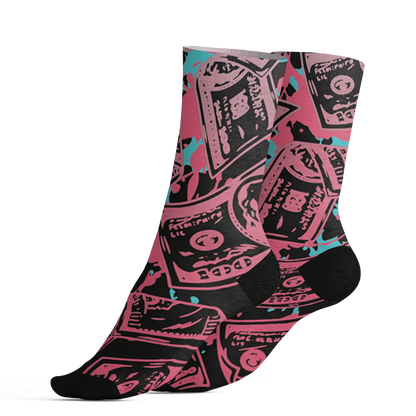 VaporMax-Plus-South-Beach-Socks-Match-Money-Motive-BER-3D