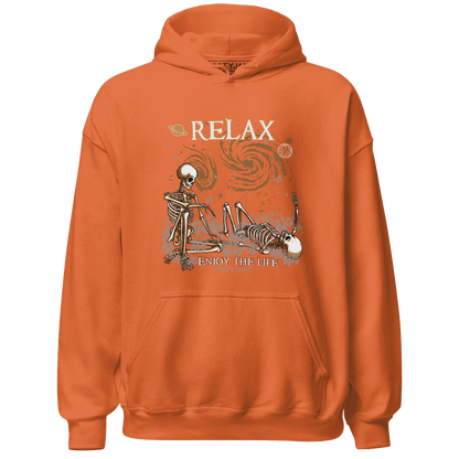 Dunk-Low-Retro-Wheat-Orange-Hoodie-Match-Relax