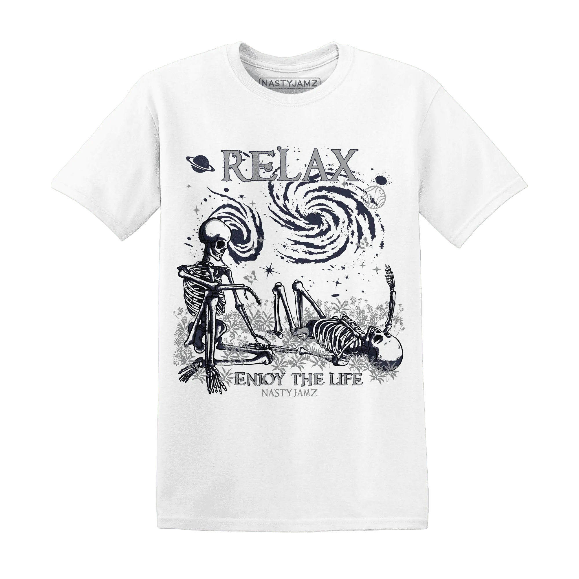VaporMax-Plus-Midnight-Navy-White-Metallic-Silver-T-Shirt-Match-Relax
