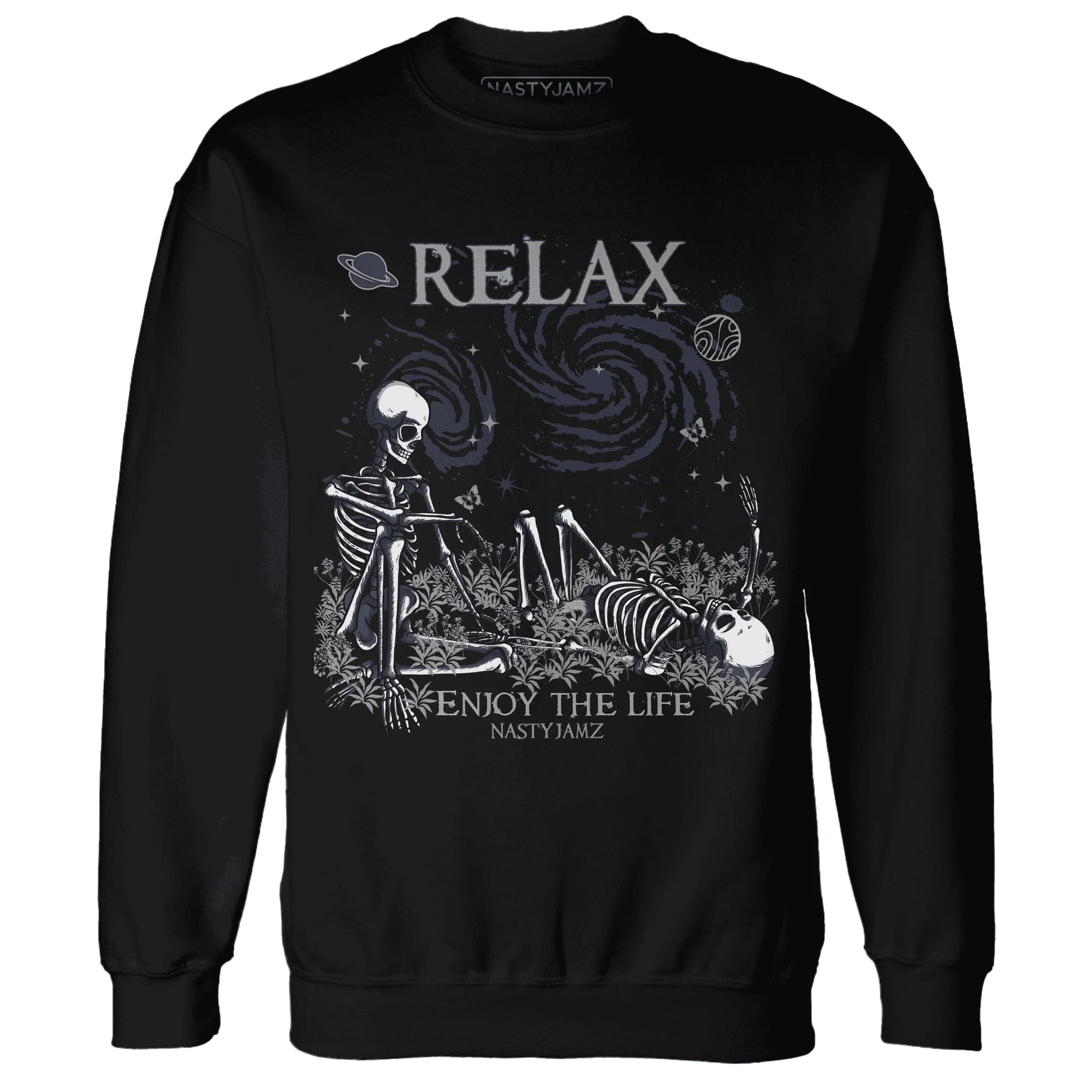 VaporMax-Plus-Midnight-Navy-White-Metallic-Silver-Sweatshirt-Match-Relax