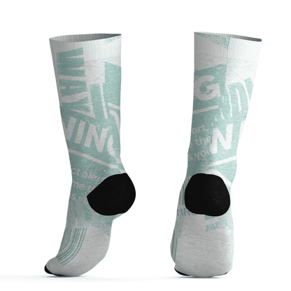 AF-1-Low-Jade-Ice-White-Socks-Match-Sneaker-Addict-3D-Warning