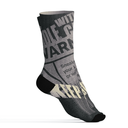 Black-Violet-Ore-3s-Socks-Match-Sneaker-Addict-3D-Warning