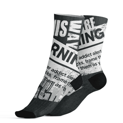White-Thunder-4s-Socks-Match-Sneaker-Addict-3D-Warning