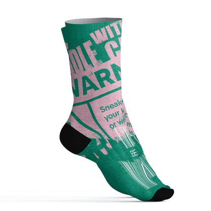 Dunk-Pink-Malachite-Medium-Soft-Low-Sail-Socks-Match-Sneaker-Addict-3D-Warning