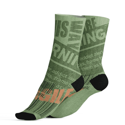 VaporMax-Plus-Alligator-Socks-Match-Sneaker-Addict-3D-Warning
