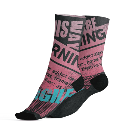 VaporMax-Plus-South-Beach-Socks-Match-Sneaker-Addict-3D-Warning