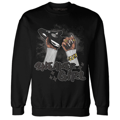 White-Thunder-4s-Sweatshirt-Match-Sneaker-Girl-Nail