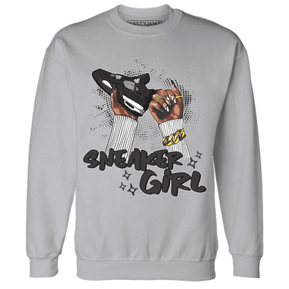 White-Thunder-4s-Sweatshirt-Match-Sneaker-Girl-Nail