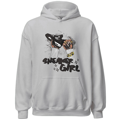 White-Thunder-4s-Hoodie-Match-Sneaker-Girl-Nail